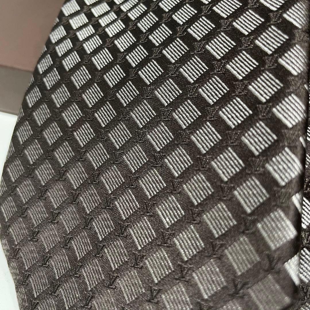 や*す様 LOUIS VUITTON シルク ネクタイ ブラウングレー系