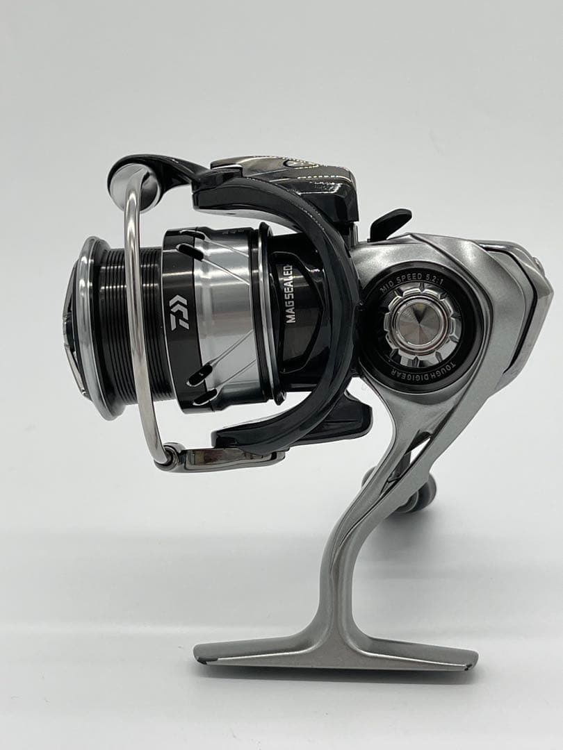 DAIWA ダイワスピニングリール カルディア LT2000S