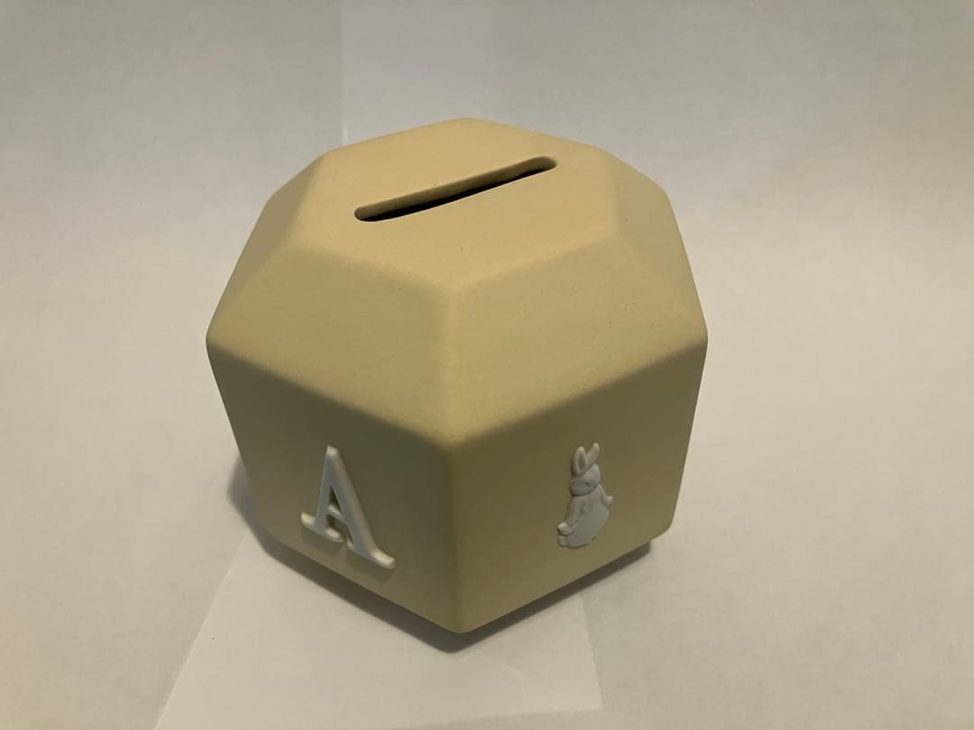 ピーターラビット ジャスパーの貯金箱 プリムローズ（薄い黄色）