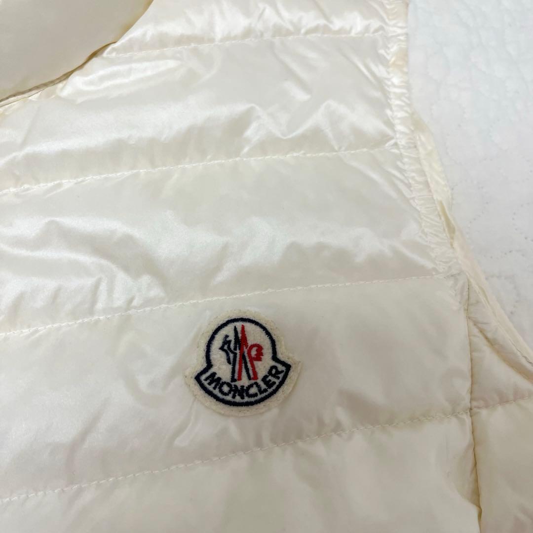 モンクレール LIANE ダウンベスト ワッペン 白　1