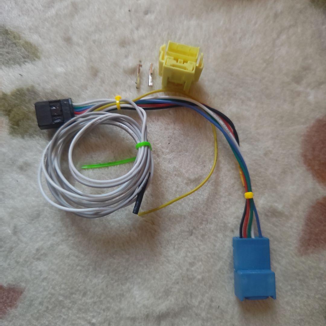 スズキ車両①後付ナビ　ステアリングハンドルスイッチ