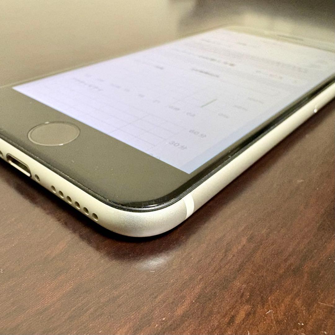 iPhone SE 第二世代 64GB バッテリー76% SIMロック無 箱あり
