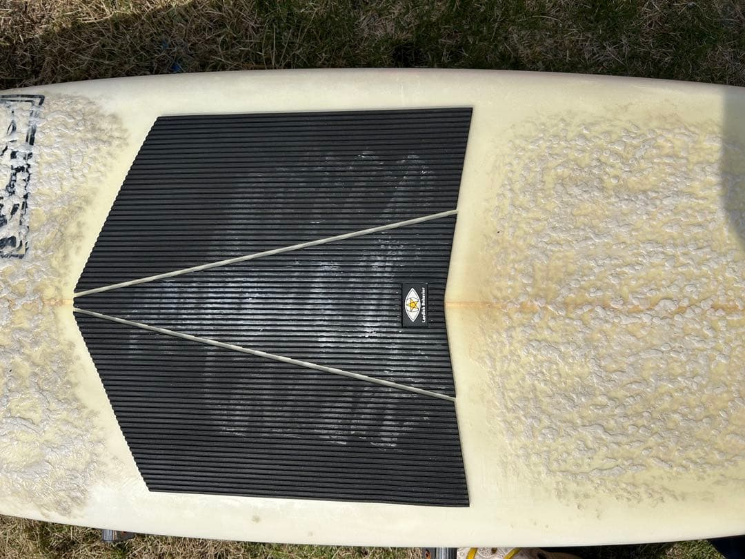 ショートボード　小波