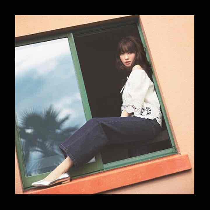 リラ オフショル