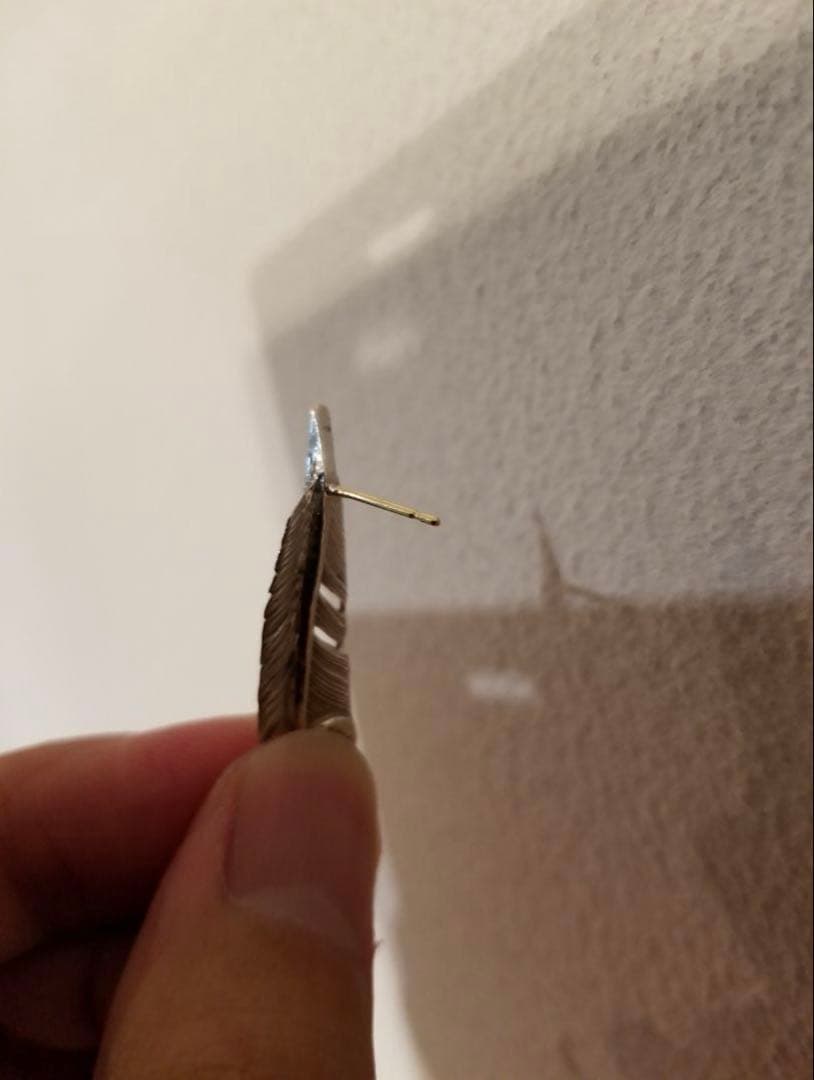 ゲリラ値下げ！アリゾナフリーダム K18ポスト ピアスフェザー