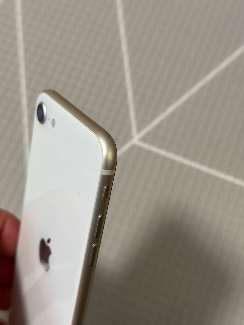 〈開封済未使用〉iPhoneSE 第3世代 64GB SIMフリー