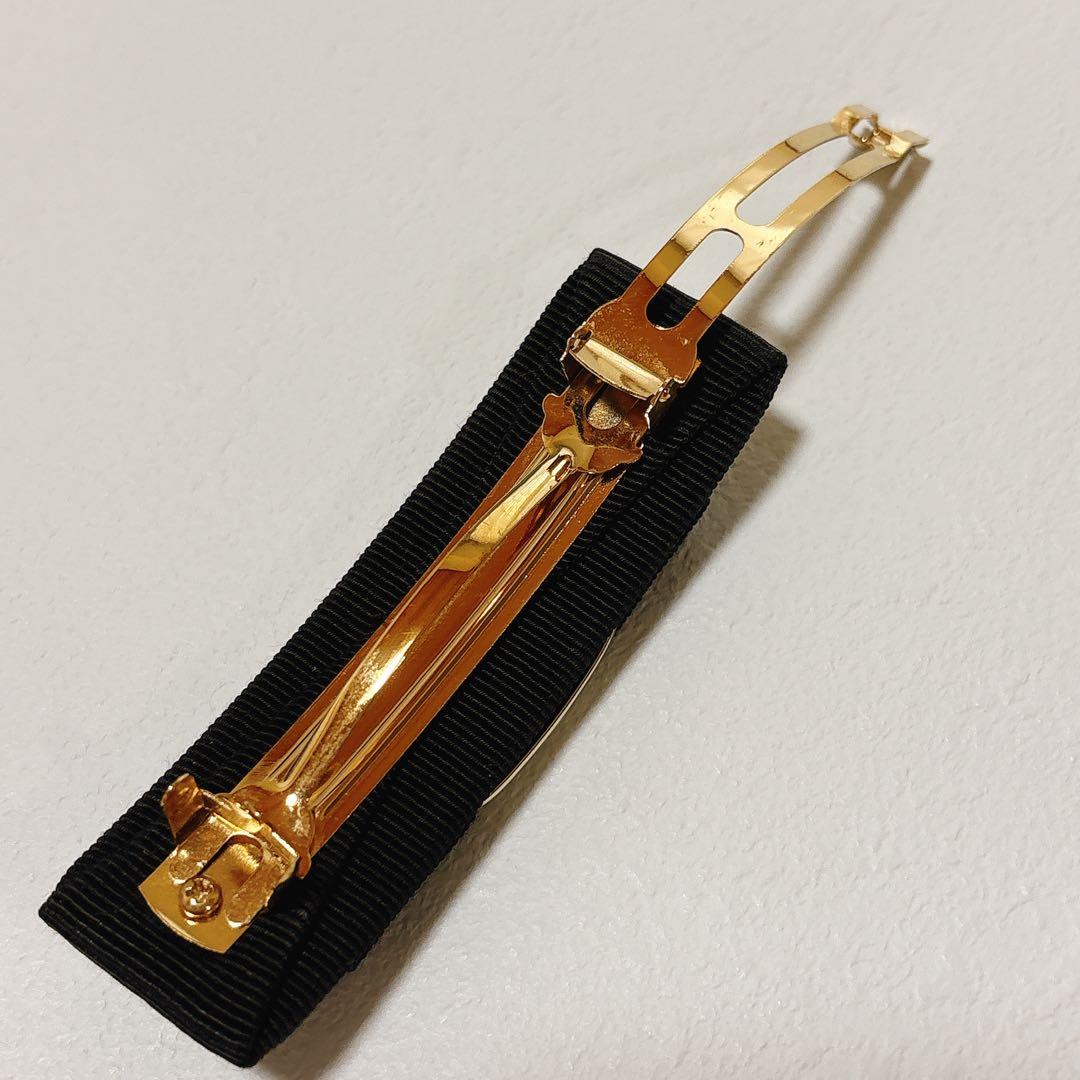 サルヴァトーレフェラガモ ヴァラリボン バレッタ ゴールド ブラック