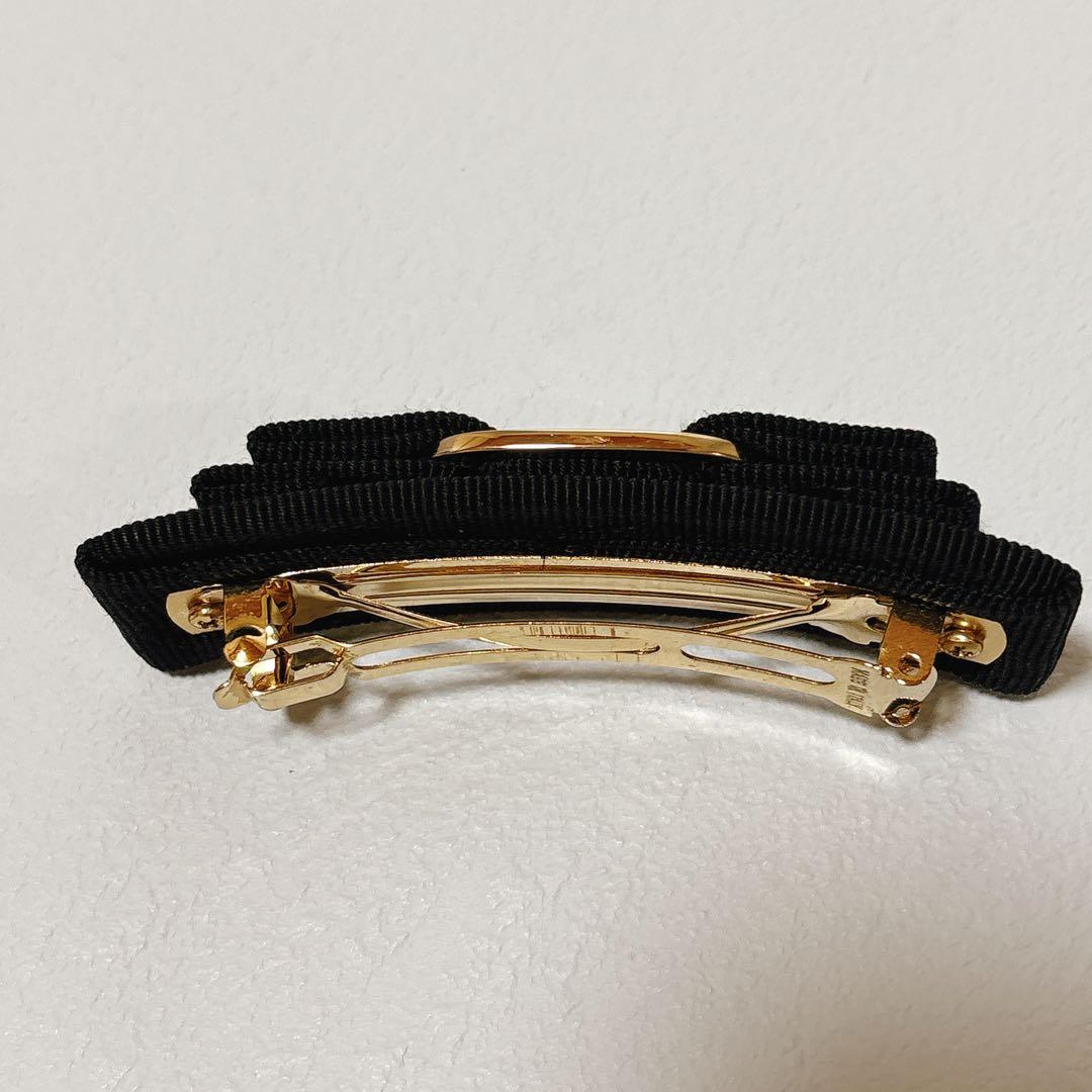 サルヴァトーレフェラガモ ヴァラリボン バレッタ ゴールド ブラック