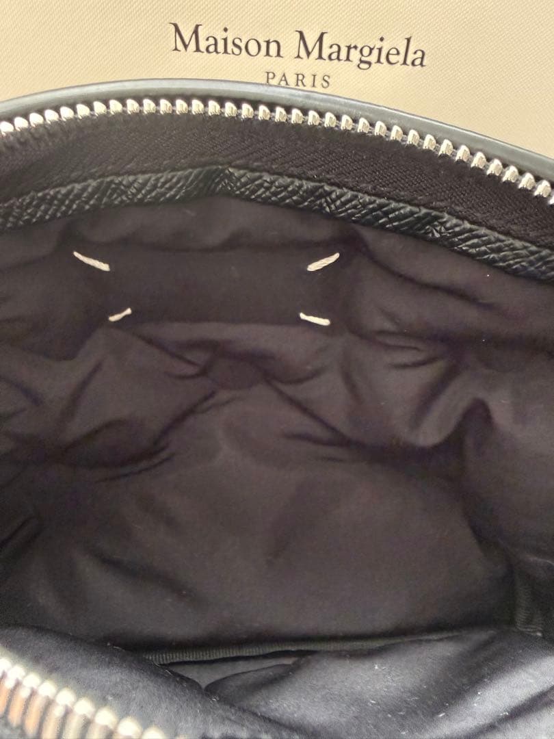 限定お値下げ　マルジェラ　グラムスラム　ボディバッグ