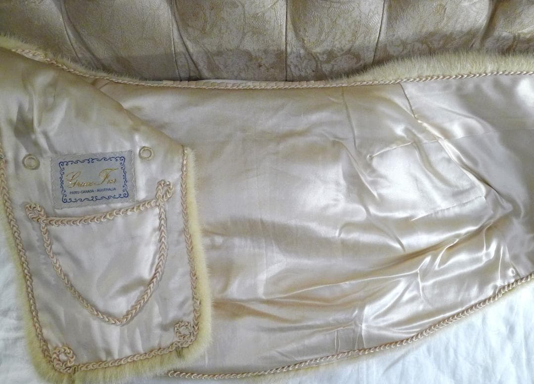 ◇【Grace Fur】お洒落な大判クロスホワイトMINK ストール144㎝◇