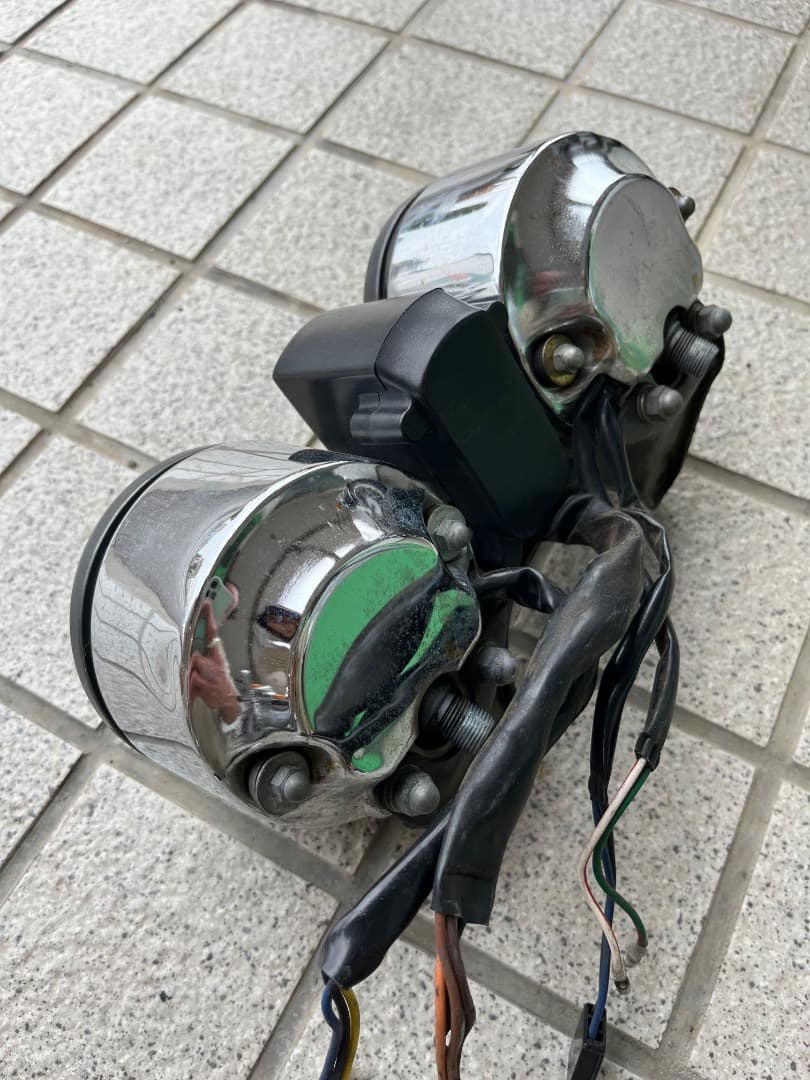 XS650スペシャル純正メーター　タコ&スピード、インジケータセット