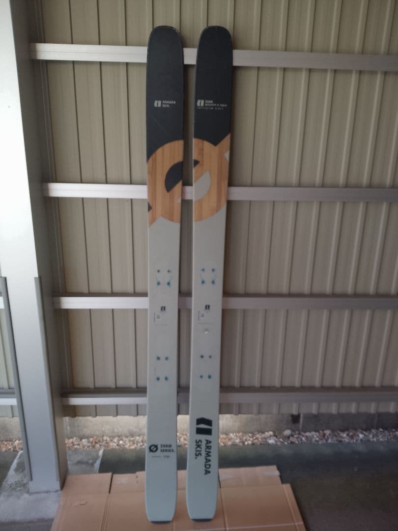 ARMADA ZERO DECIVITY X 185cm スキー板　アルマダ