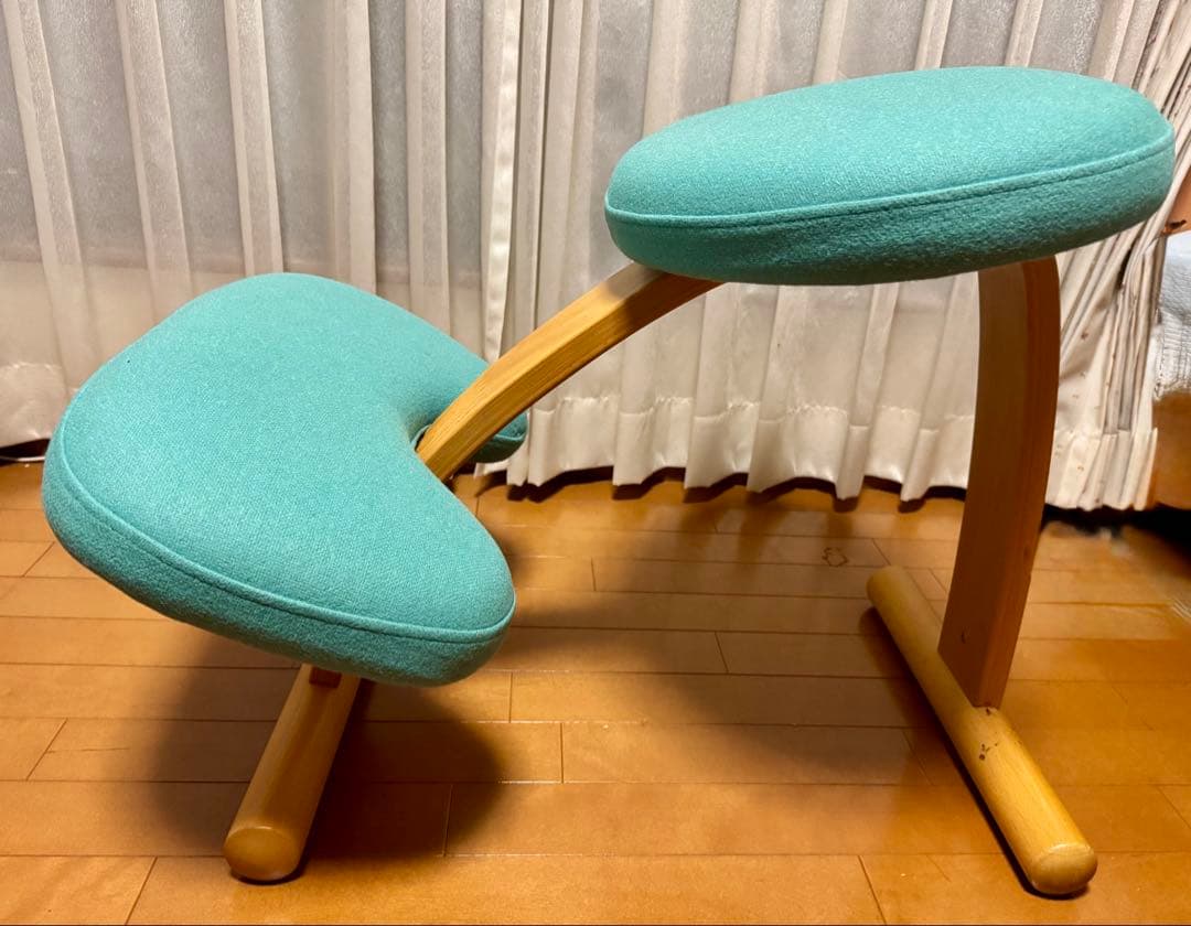 名古屋　引取り限定　リボ社 バランスチェア バランスイージー 2脚セット