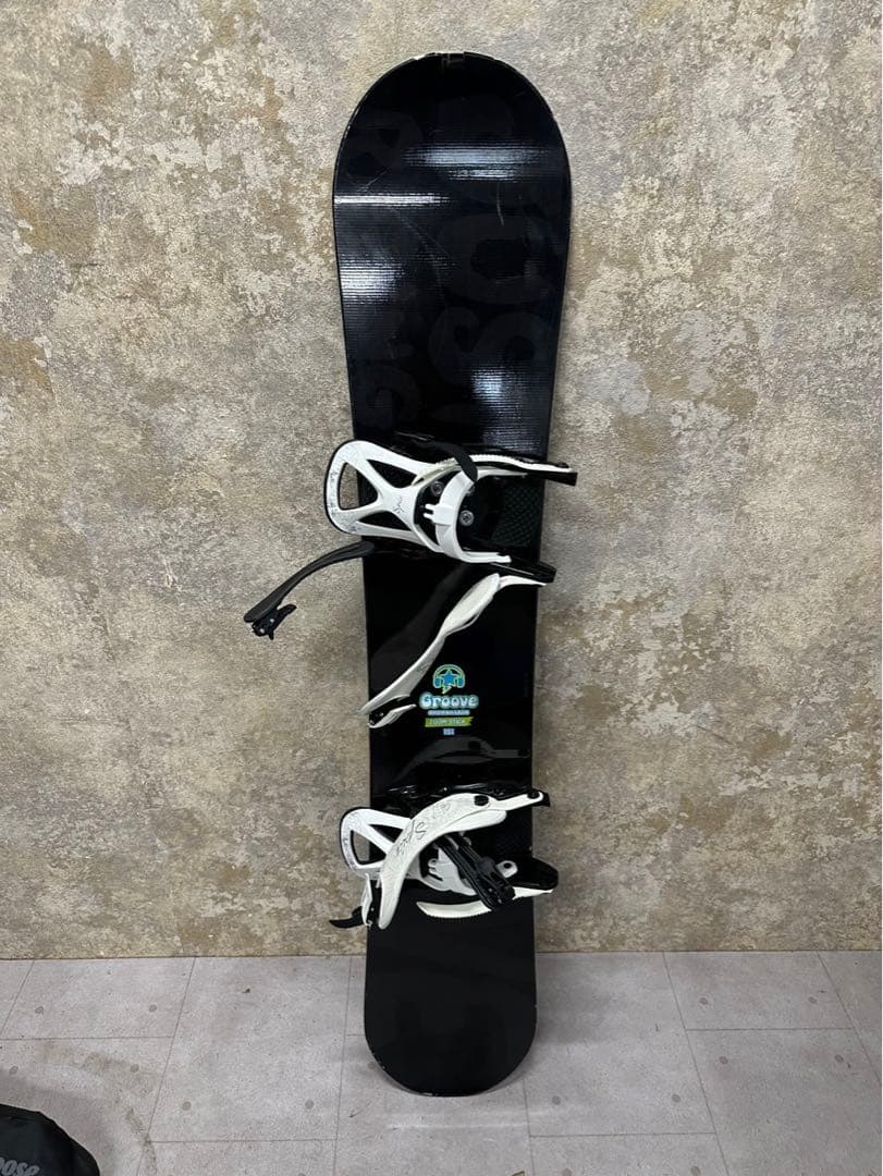②スノーボード　GROOVE グルーブ　ケース付き