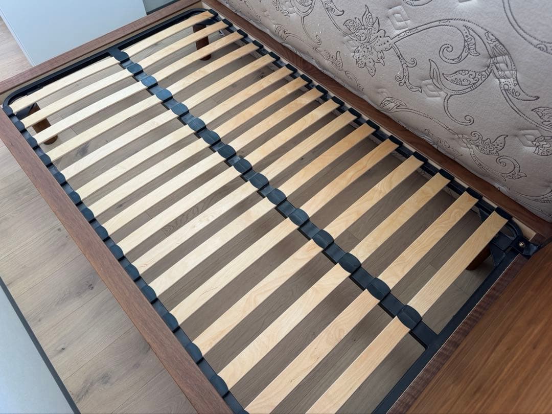 【送料込み】無印良品 セミダブル ヘッドボード付き ウォルナット ベッドフレーム