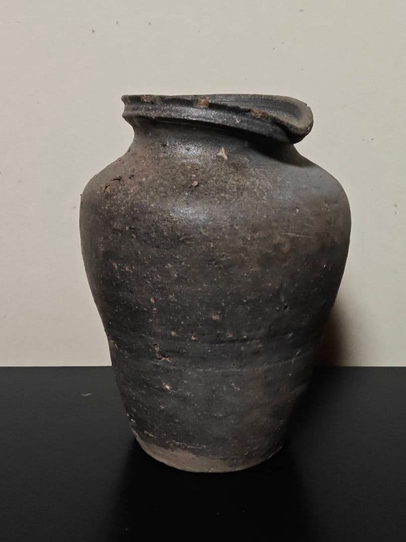 姿形の好い新羅から高麗の壺　須恵器　新羅　高句麗　高麗　片口壺　古代　花呼ぶ器