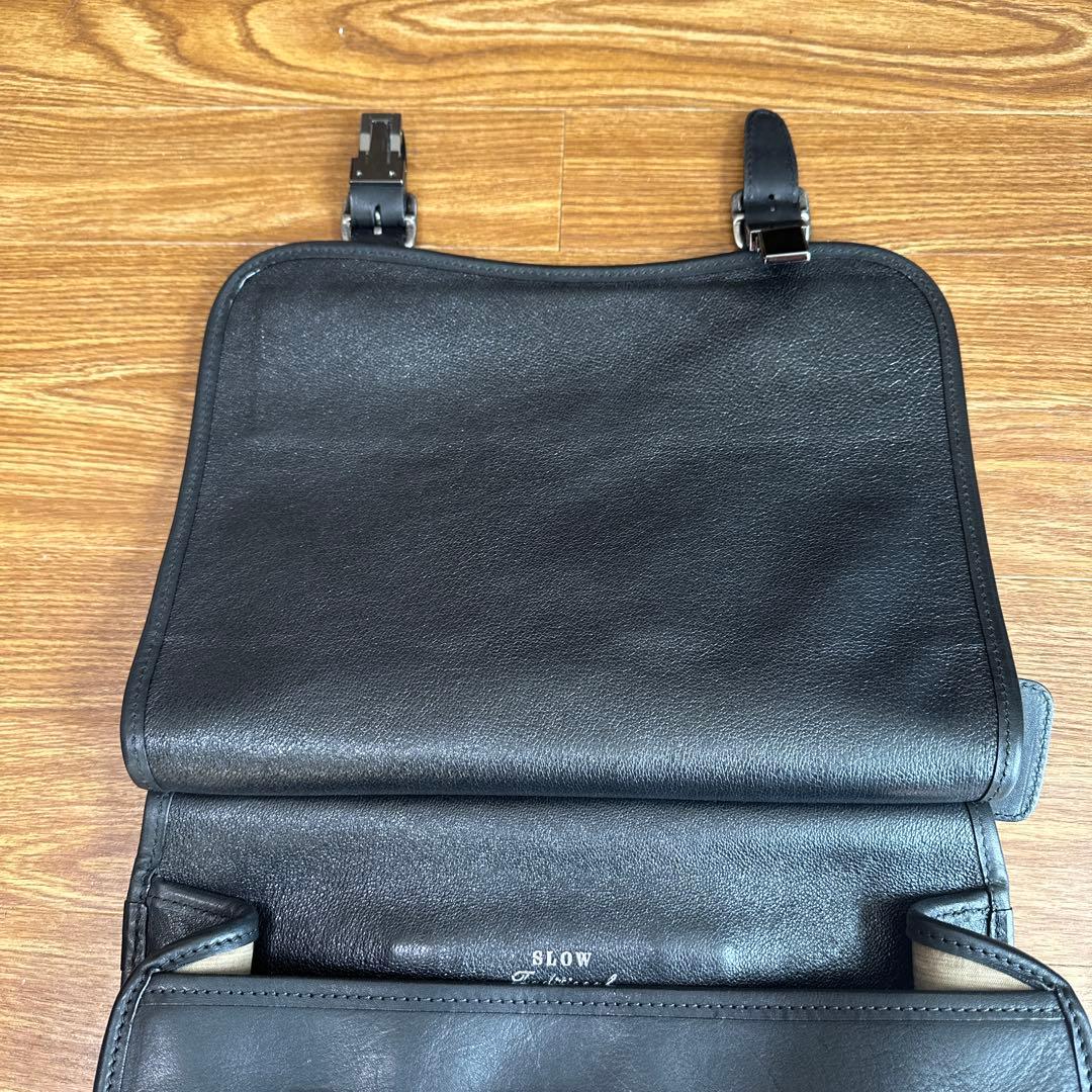 バッグ SLOW Bono - Flap Rucksack - BLACK
