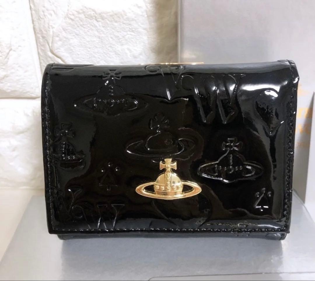 【大人気　新品】Vivienne Westwood エナメル黒 三つ折財布