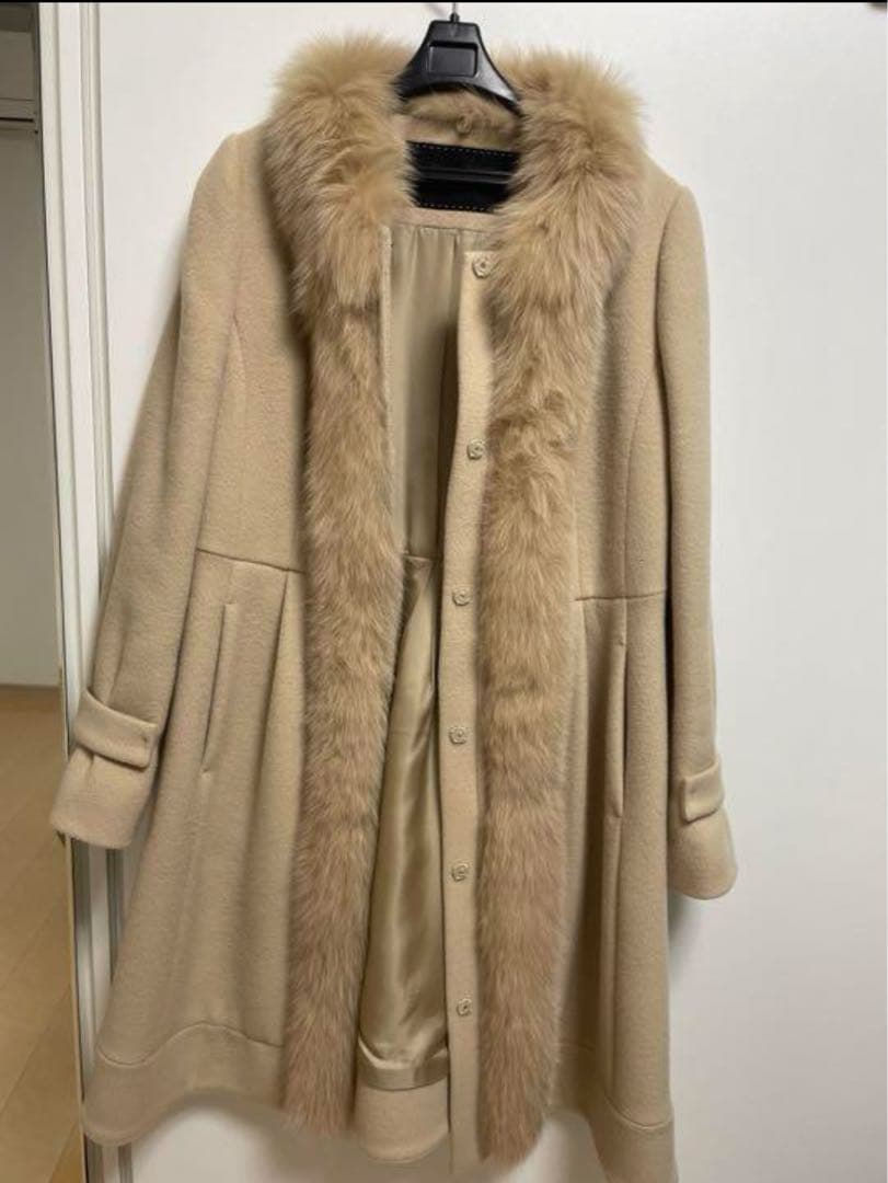 【新品未使用】TO BE CHIC フォックスファー付ロングコート
