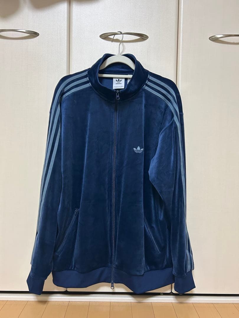 ga adidas ネイビー ベロアジャージ L
