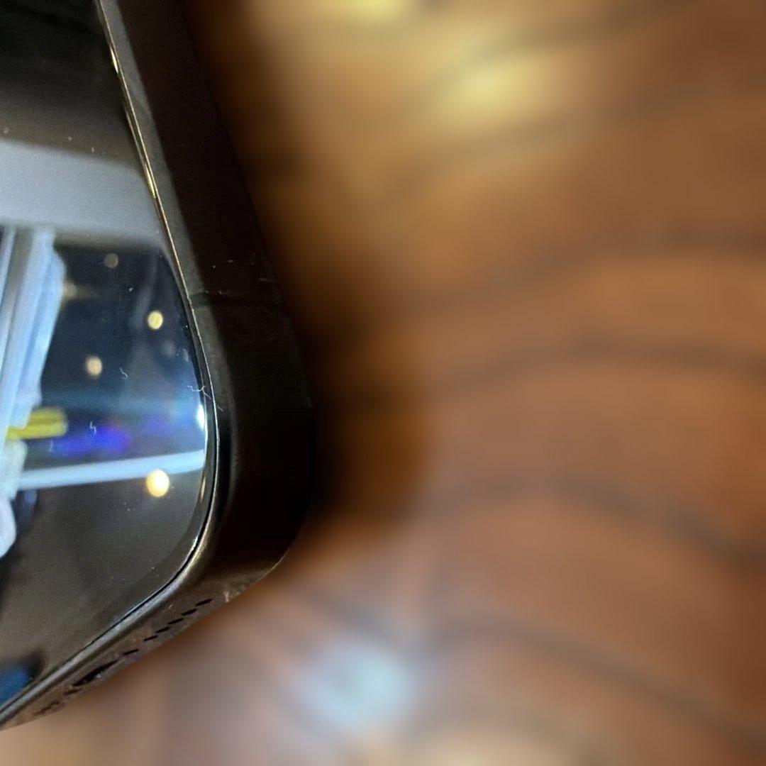 Apple iPhone 15 Pro スペースブラック 本体