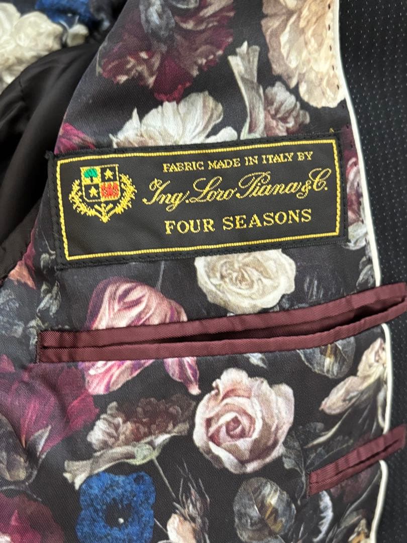 ロロピアーナ✖️ポールスミス スリーピース