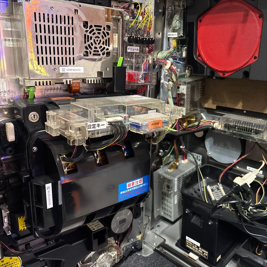 ミリオンゴッド スロットマシン ユニバーサル