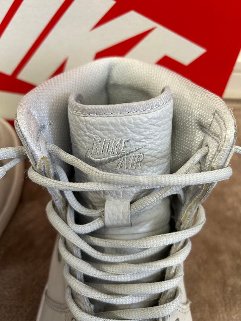 NIKE AIR JORDAN 1 HIGH シルバー 28cm 人気カラー