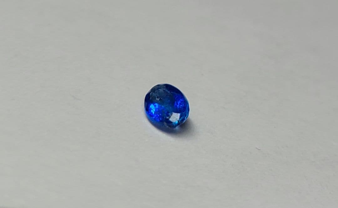 青いネオンの閃光!!★希少石ラズライト★リング、ペンダントオーダー受付中