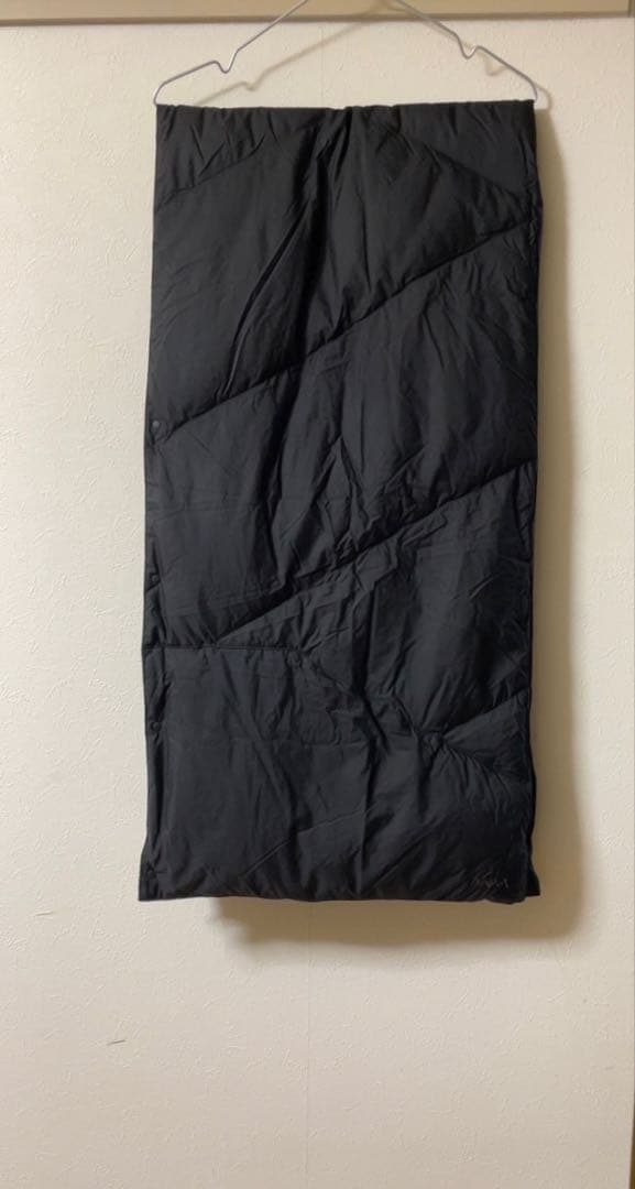【ほぼ未使用】NANGA ダウンポンチョマフラー 黒 軽量 防寒 人気