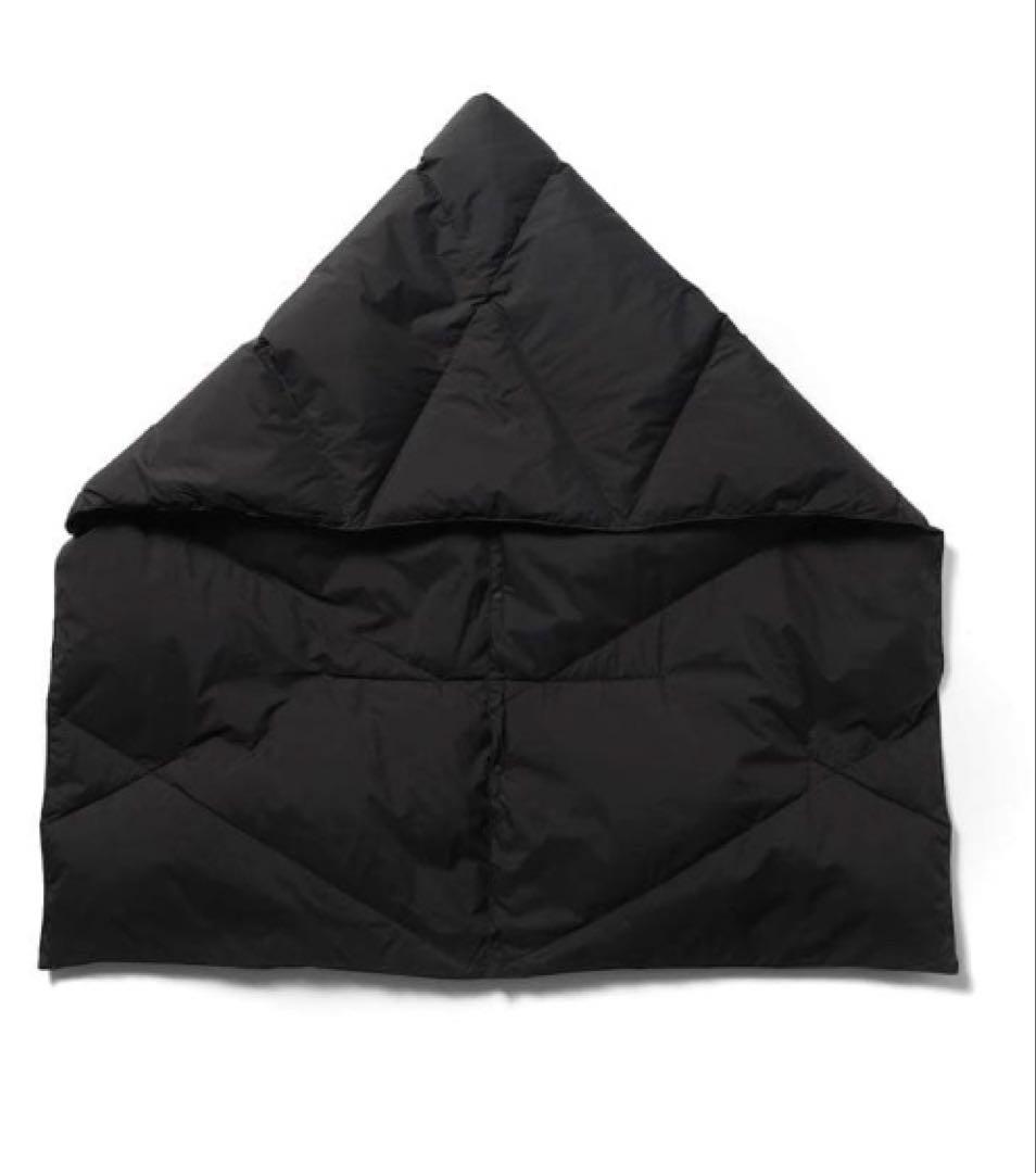 【ほぼ未使用】NANGA ダウンポンチョマフラー 黒 軽量 防寒 人気