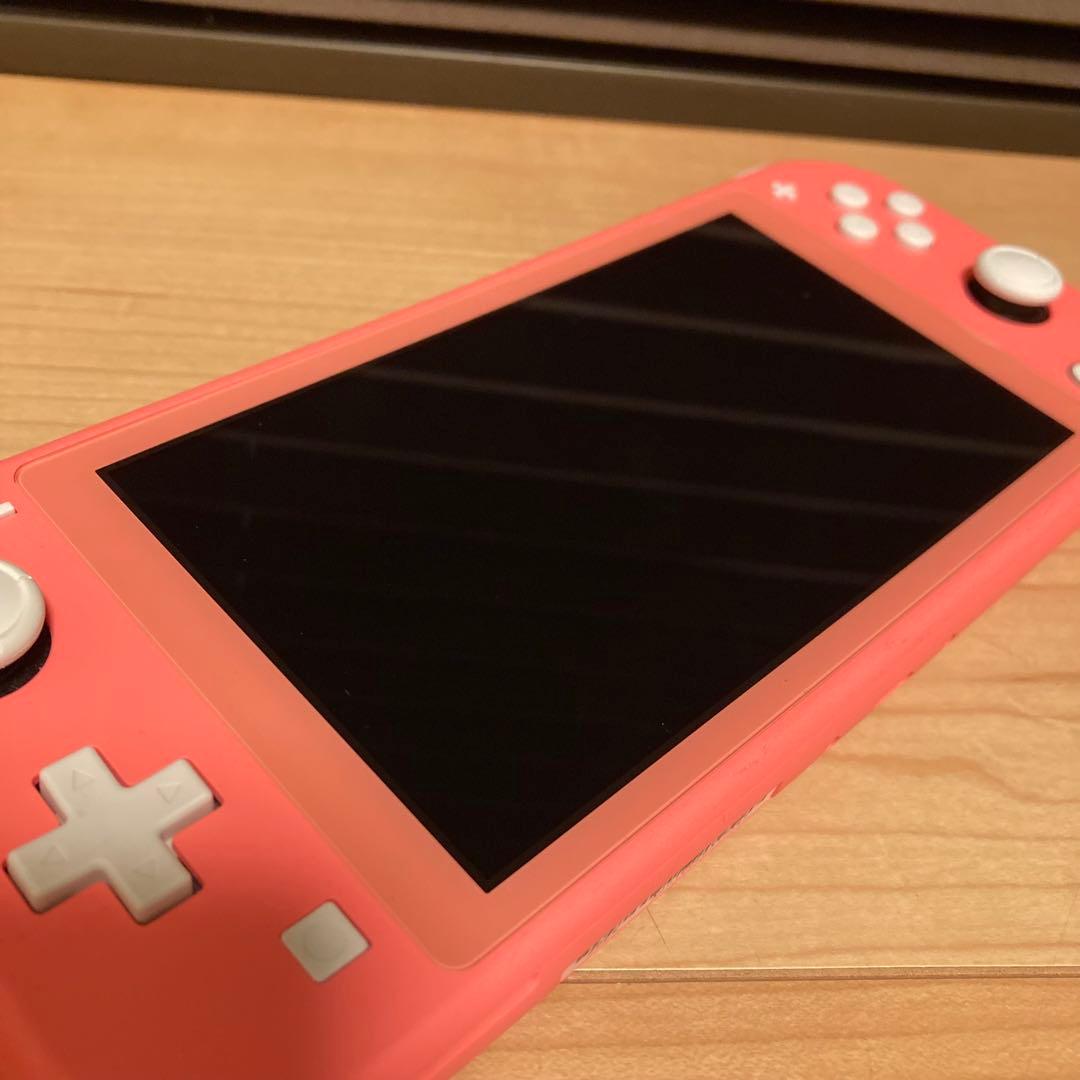 任天堂 Switch Lite スイッチライト HDH-001 本体 コーラル