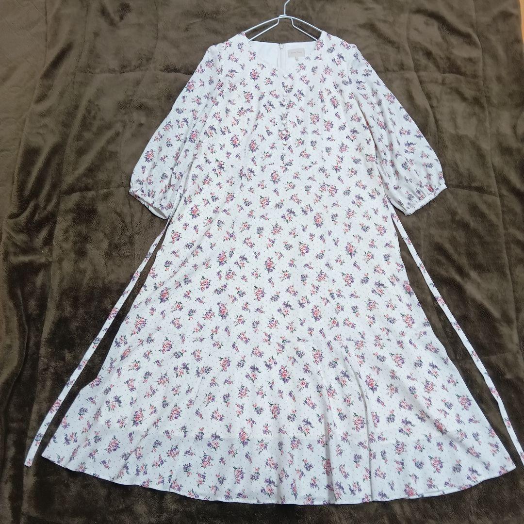 Rose Tiara ローズティアラ フラワープリントワンピース 42