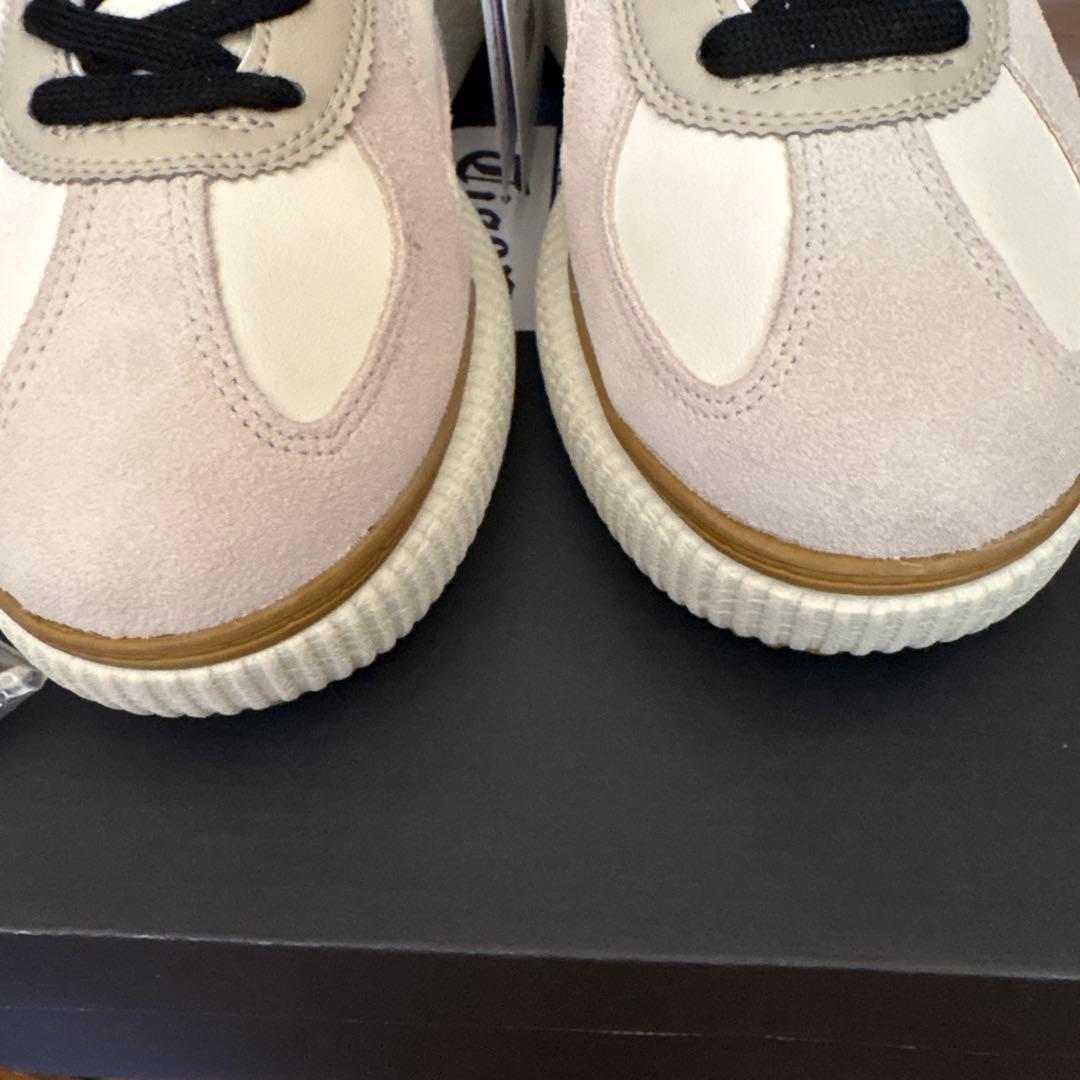 【未使用】　スニーカー Onitsuka Tiger DELECITY
