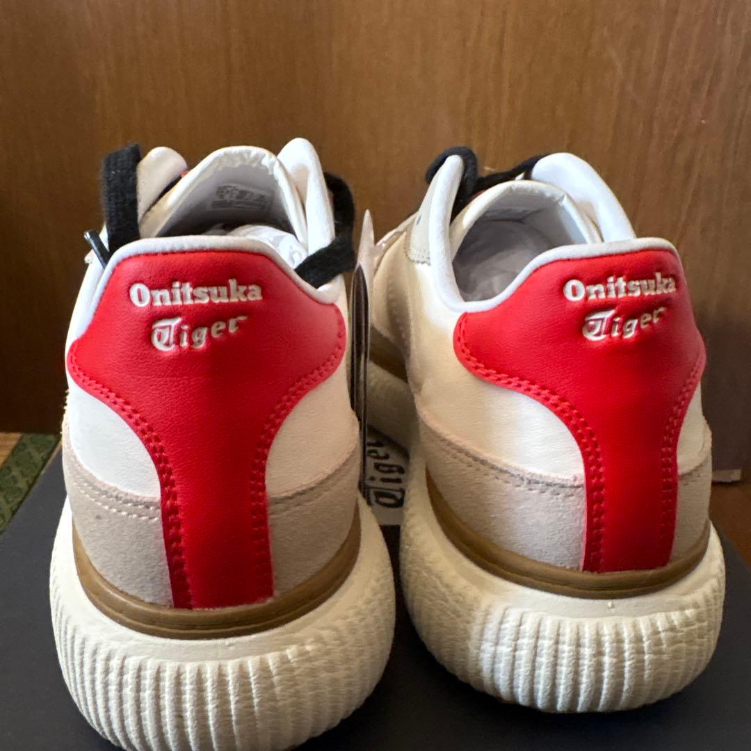 【未使用】　スニーカー Onitsuka Tiger DELECITY