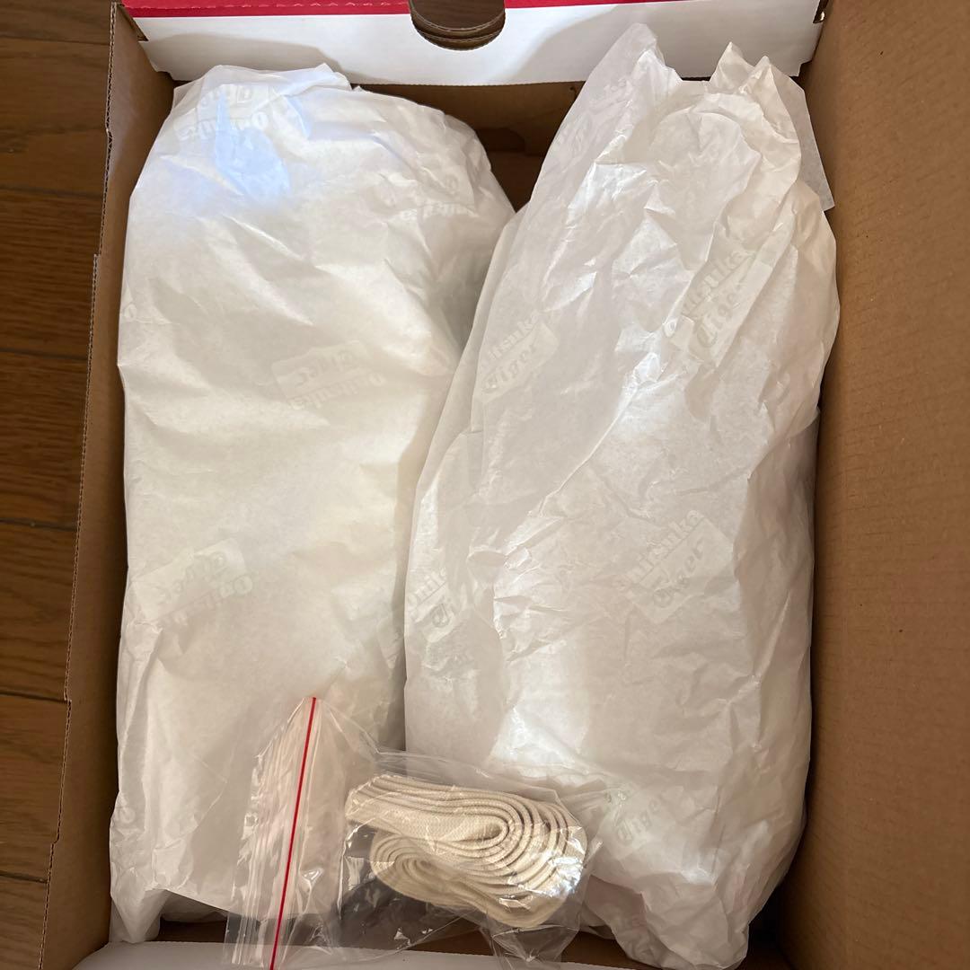 【未使用】　スニーカー Onitsuka Tiger DELECITY