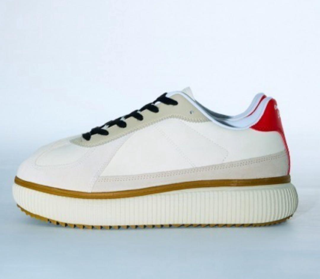 【未使用】　スニーカー Onitsuka Tiger DELECITY