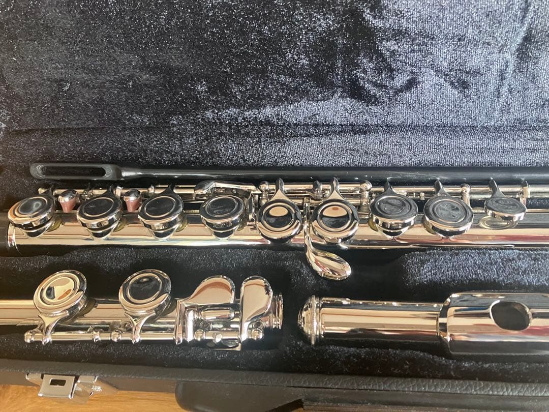 フルート 本体 付属品あり　初心者向け