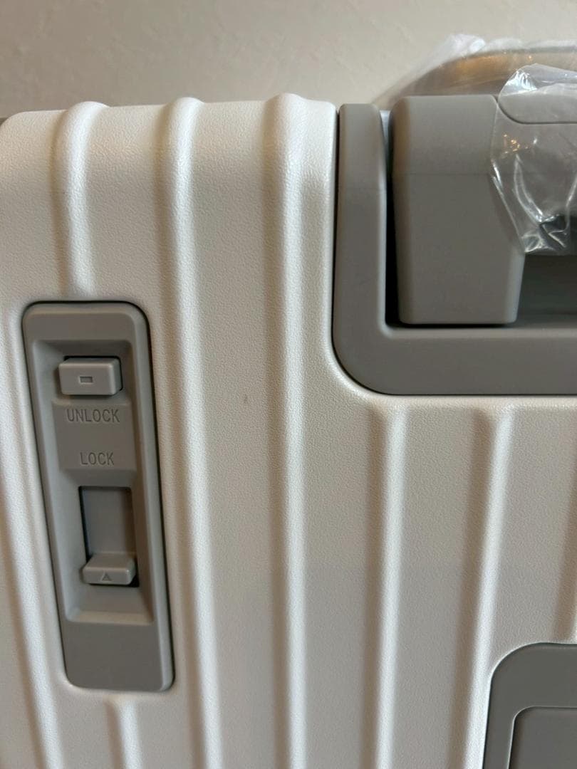 リベティ多機能キャリーケース【マットホワイトМサイズ】21