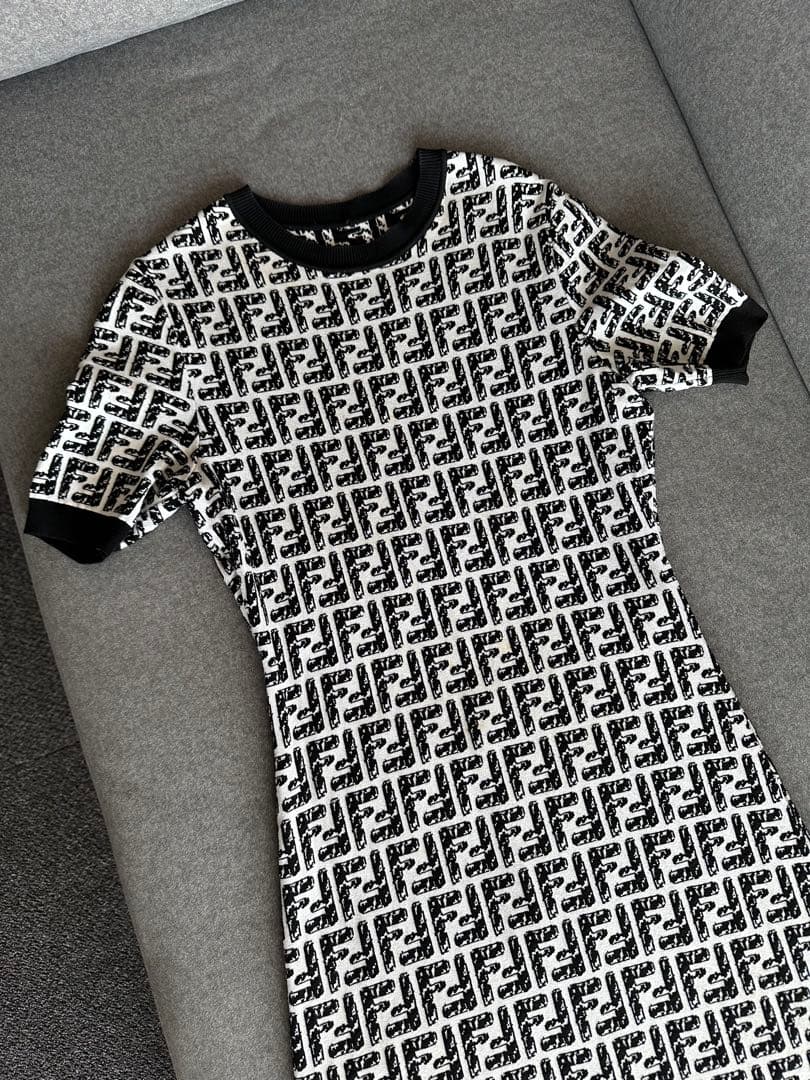 FENDI フェンディ FFロゴ ニットワンピース ドレス