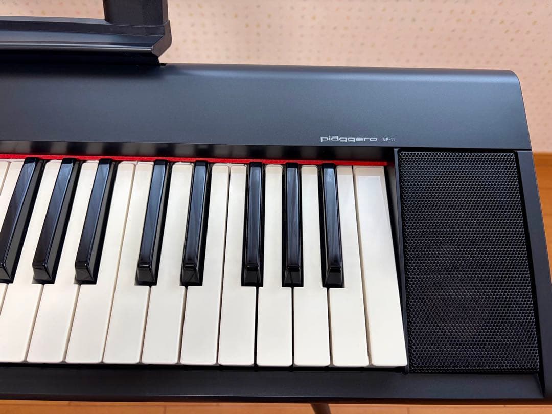 【美品】YAMAHA 電子キーボード piaggero NP-11