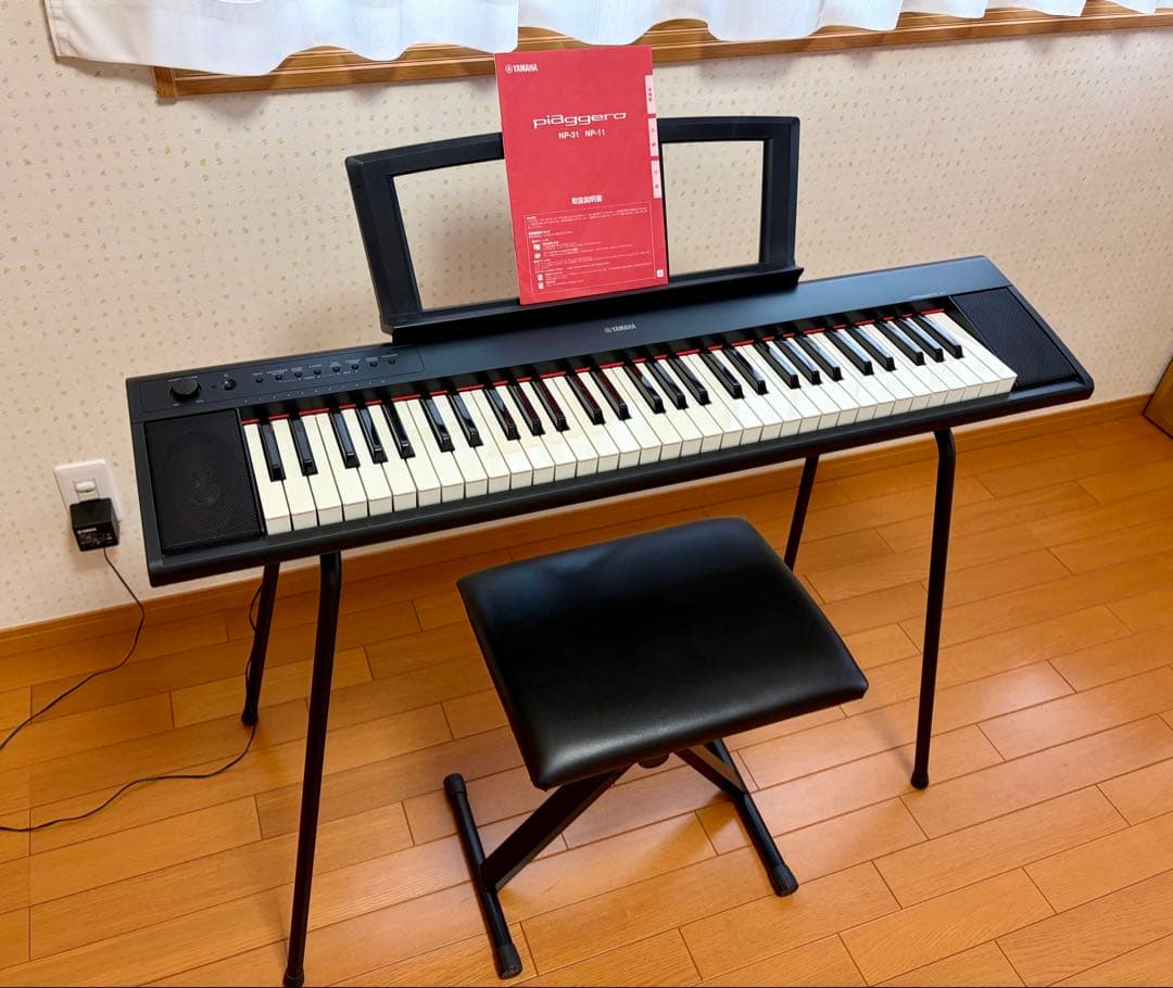 【美品】YAMAHA 電子キーボード piaggero NP-11