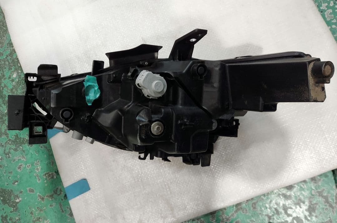 マツダ　CXー5　右ヘッドライト　KF2P　平成29年式