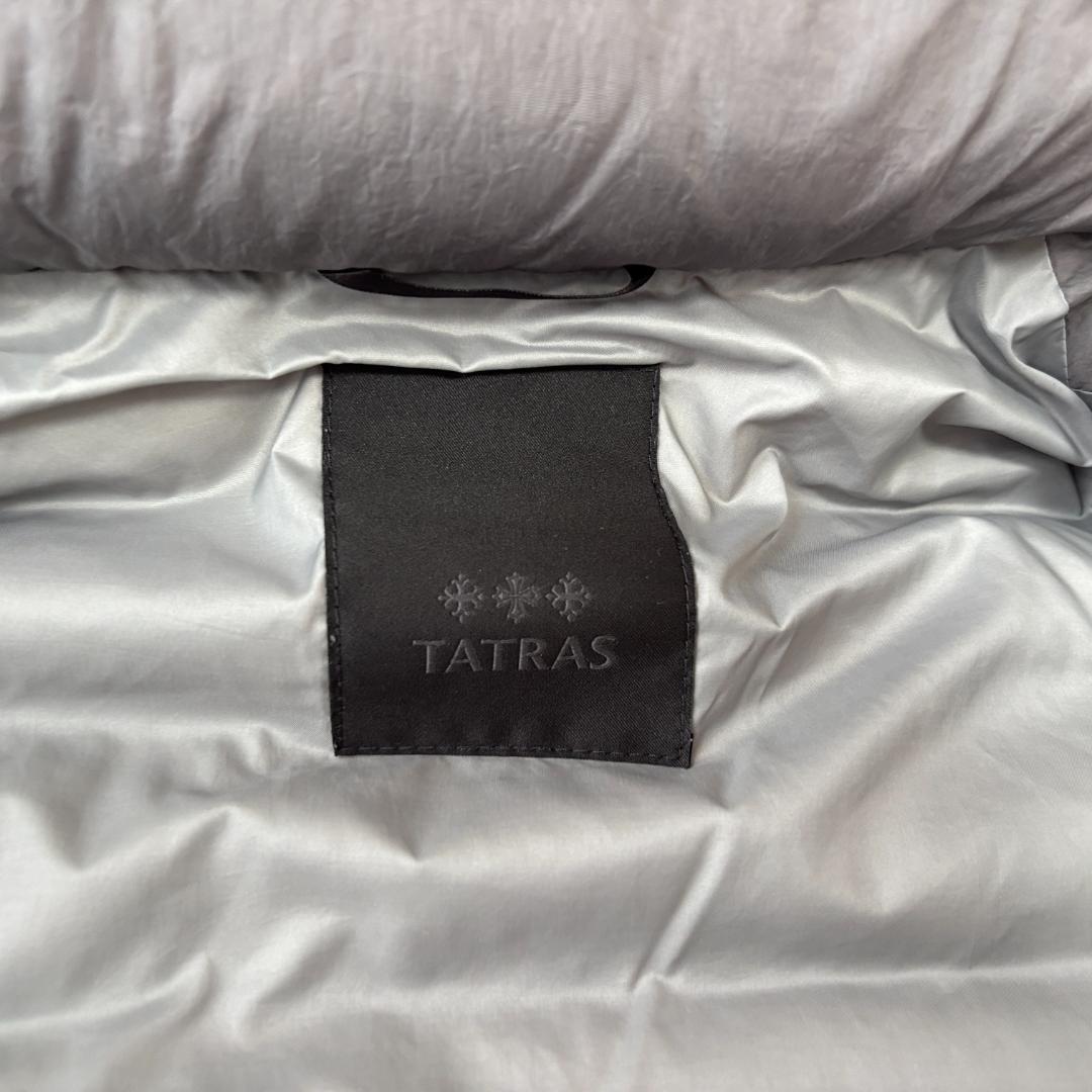 美品 タトラス ダウンベスト お洒落 上品コーデ ナイロン グレー 2