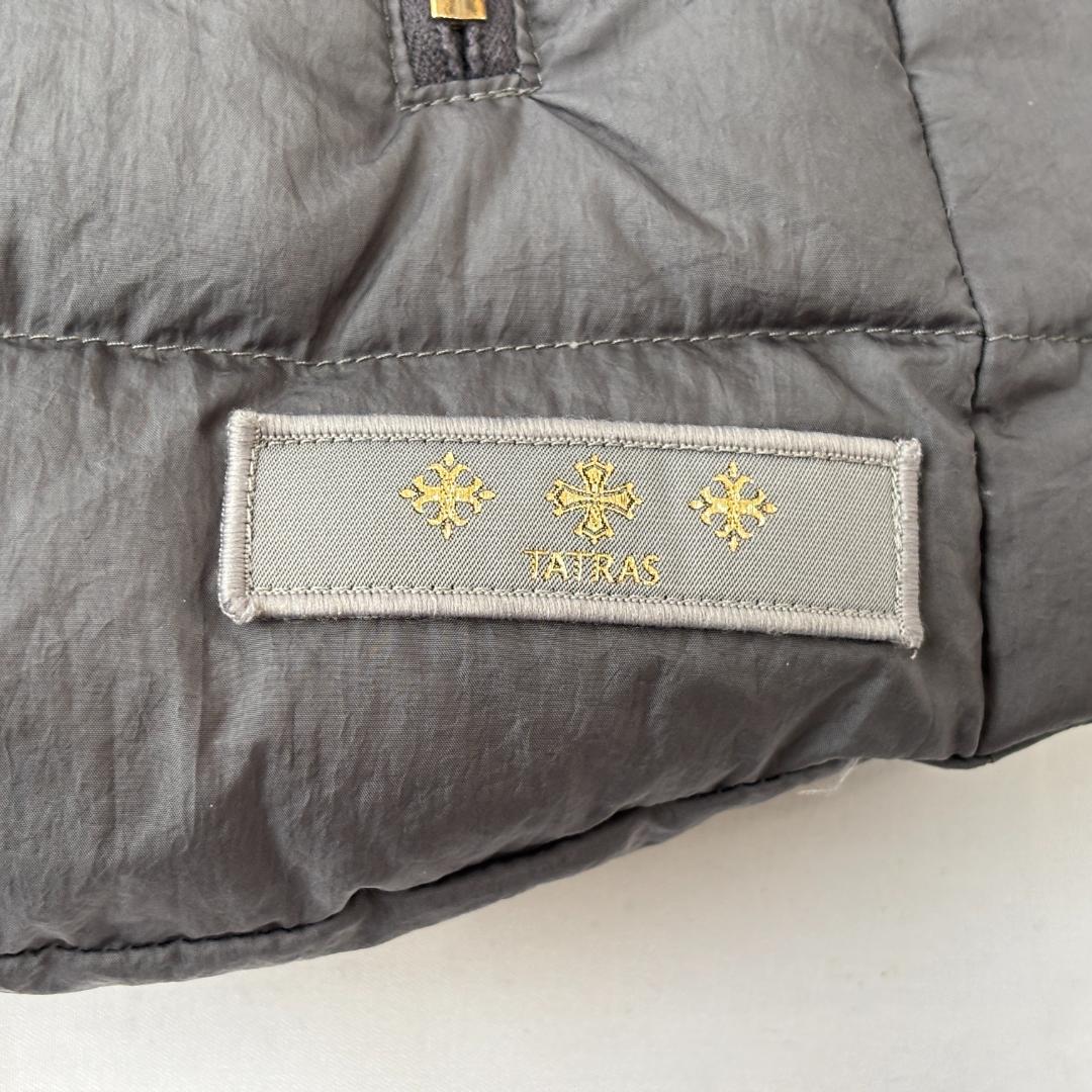 美品 タトラス ダウンベスト お洒落 上品コーデ ナイロン グレー 2