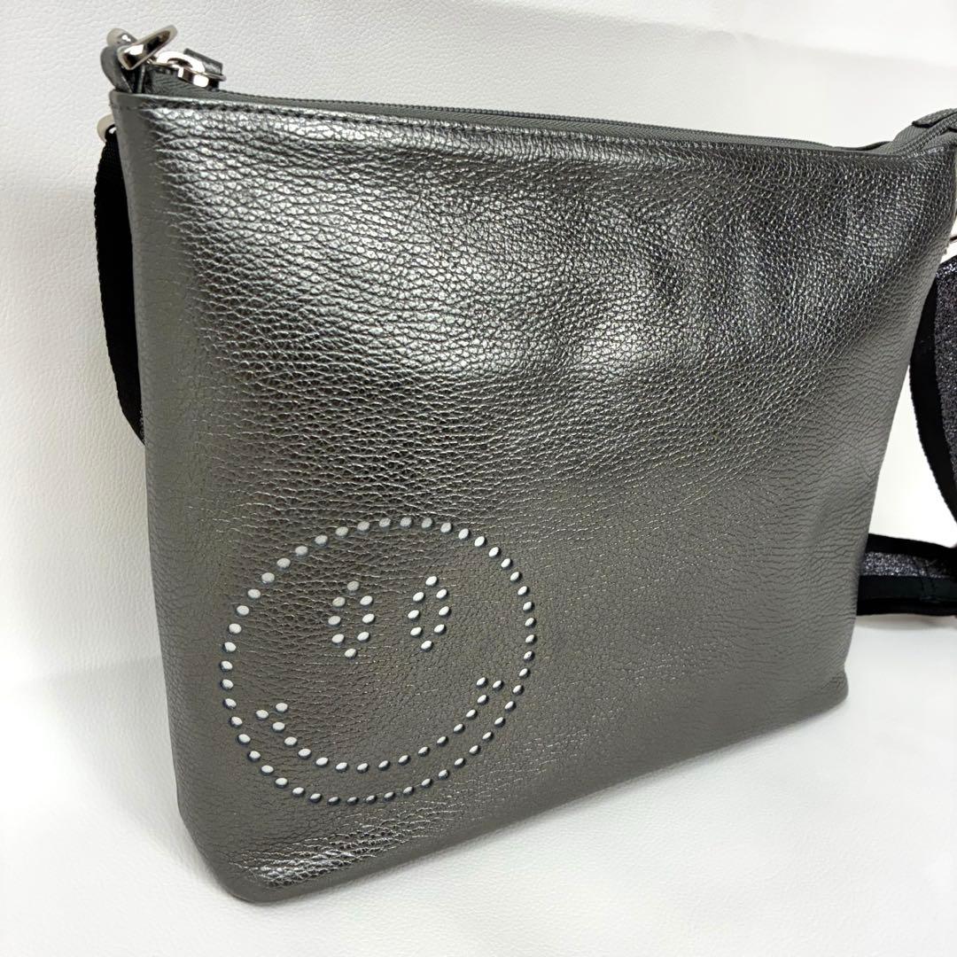 サロンドアルファード　スマイルホリゾンタルポシェット　ガンメタ