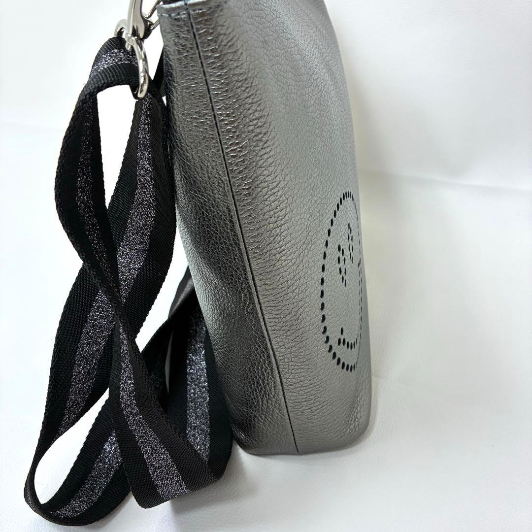 サロンドアルファード　スマイルホリゾンタルポシェット　ガンメタ