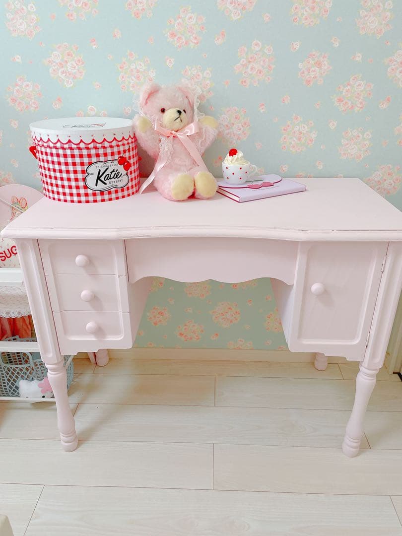 ヴィンテージ　ピンクのデスク　ドレッサー