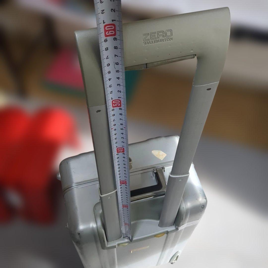 ZERO HALLIBURTON アルミニウム素材 スーツケース2輪 機内サイズ