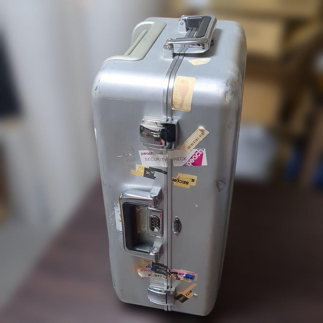 ZERO HALLIBURTON アルミニウム素材 スーツケース2輪 機内サイズ